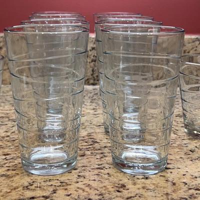 16 Piece Drinkware Set