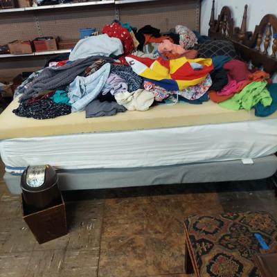 Sale Photo Thumbnail #45