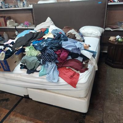 Sale Photo Thumbnail #39