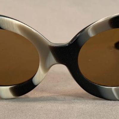 Sale Photo Thumbnail #62