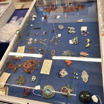 Sale Photo Thumbnail #86