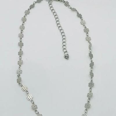 Silver Colored Flower Choker Necklace 14”