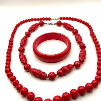 Red Beaded Necklaces And Bracelet