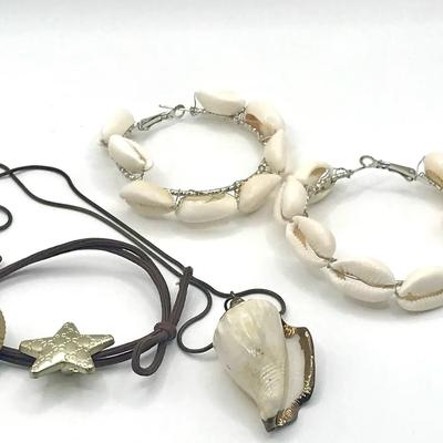 Shells and Sunshine! Beach Theme Lot 1 