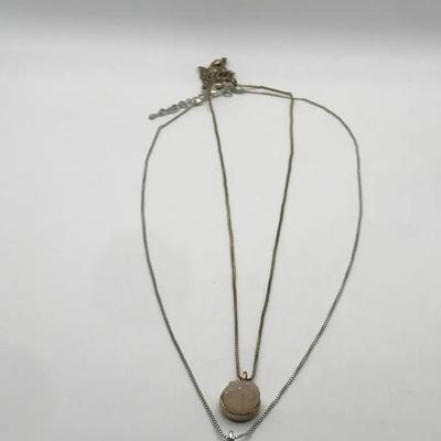 Necklace With Stone Pendants