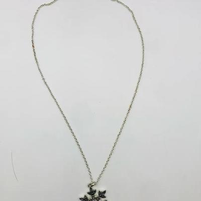 Silver Tone Snowflake Pendant Necklace 16”