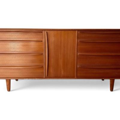 Sale Photo Thumbnail #3