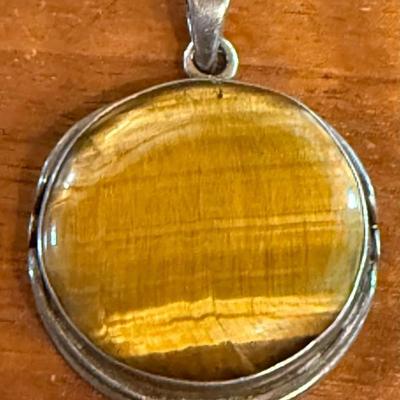 Sterling Silver & Tigers Eye Cabochon Pendant - Weight 19.53 Grams