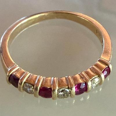 14K Yellow Gold - Spinel & Diamond Band Size 7 - Total Weight 2.73 Grams