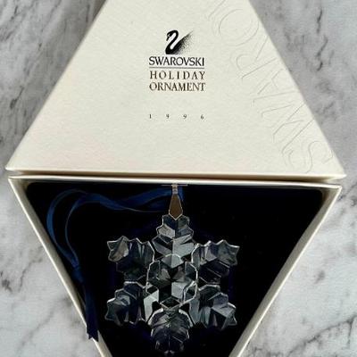 Swarovski Crystal 1996 Christmas Ornament With Original Box ( As Is )