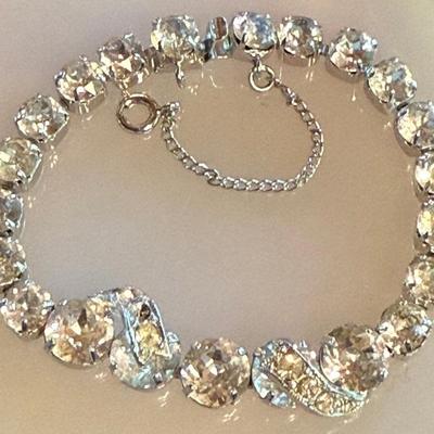 Vintage Eisenberg White Large Faceted 7 Inch Rhinestone Bracelet (missing One Stone)