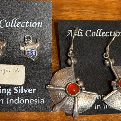 2 Pairs Of Sterling Silver Handmade Earrings Faceted Tanzanite And Carnelian - Weight 11.36 Grams