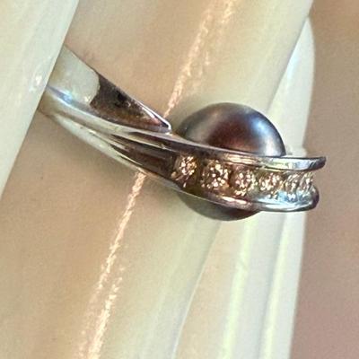The Pearl Factory 14K White Gold - Grey Pearl & Diamond Ring Size 8 Total Weight 5.41 Grams In Original Box