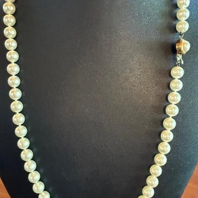 Vintage Majorca Spain 22 Inch Pearl Necklace