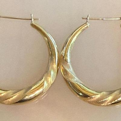 Pair Of 14k Twist Yellow Gold Hoop Earrings - Weight 3.39 Grams