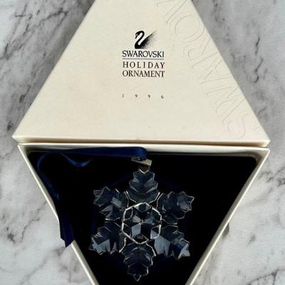Swarovski Crystal 1996 Christmas Ornament With Original Box