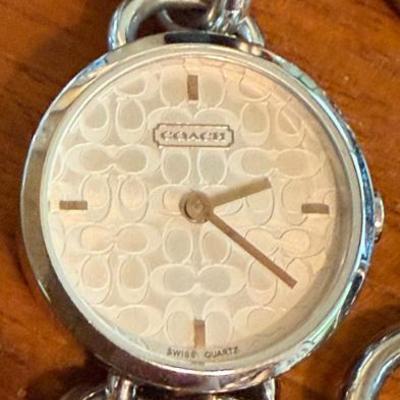 Vintage Coach Silver Tone Ring 8 Inch Bracelet Watch