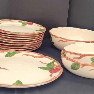 Sale Photo Thumbnail #24: Francisian Apple Ceramic Set
