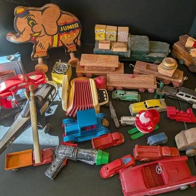 Sale Photo Thumbnail #29: Antique Toys