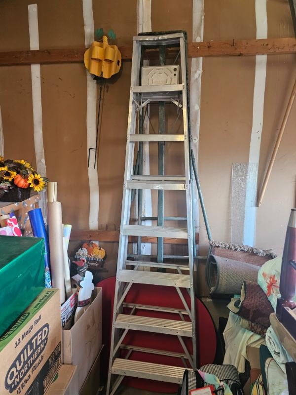 Sale Photo Thumbnail #3