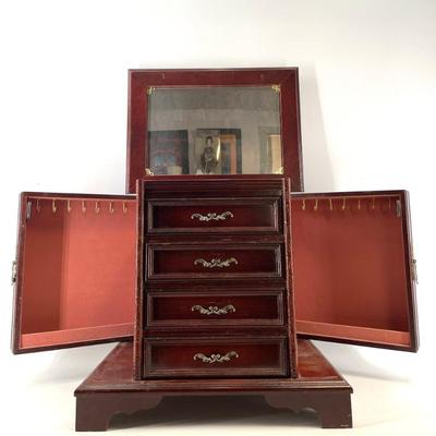 Sale Photo Thumbnail #77