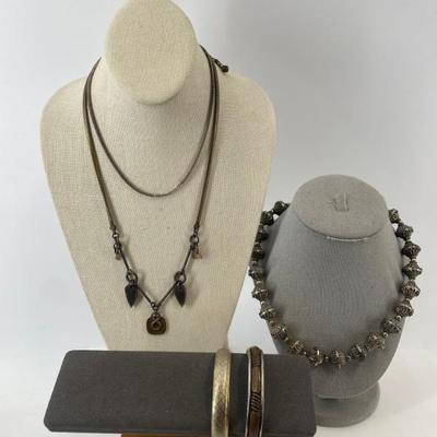 Sale Photo Thumbnail #158