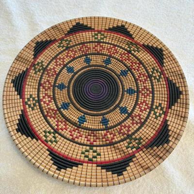 Make offer Basket illusion plate front and back, ambrosia maple