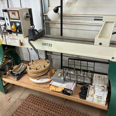 Wood lathe $900.00