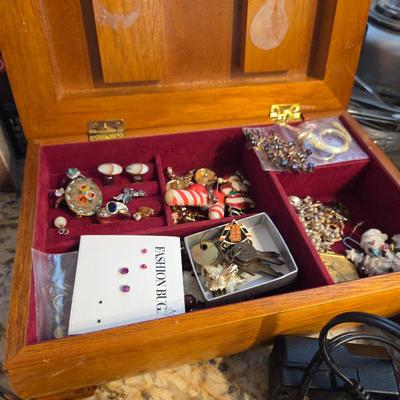 Sale Photo Thumbnail #29