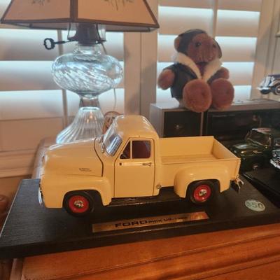 Sale Photo Thumbnail #193