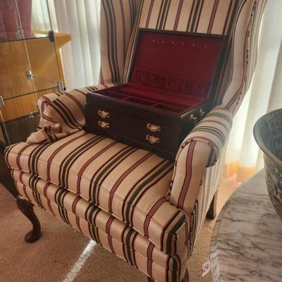 Sale Photo Thumbnail #228