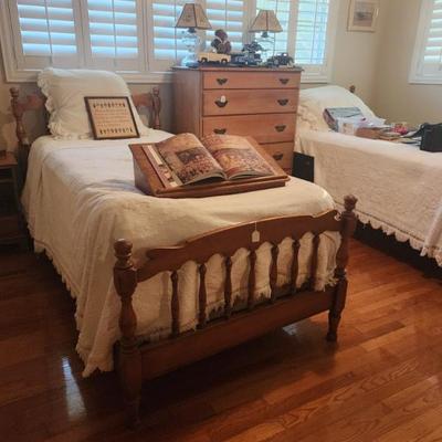 Sale Photo Thumbnail #189