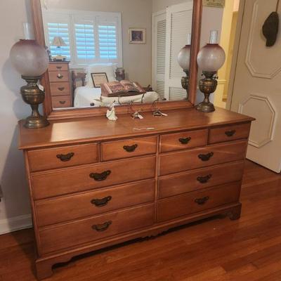 Sale Photo Thumbnail #197