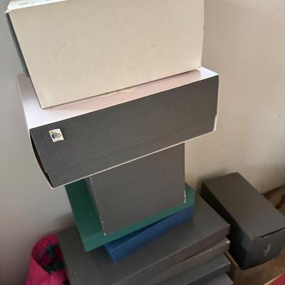 Sale Photo Thumbnail #100