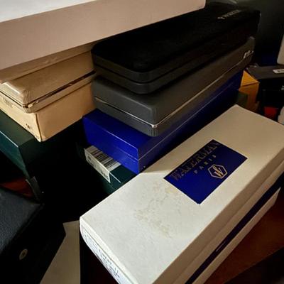 Sale Photo Thumbnail #163