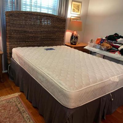 Sale Photo Thumbnail #77