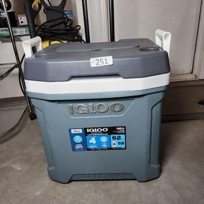 Sale Photo Thumbnail #45