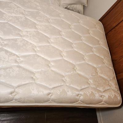 Sale Photo Thumbnail #575