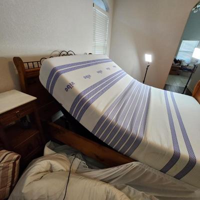 Sale Photo Thumbnail #99