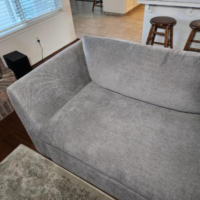 Sale Photo Thumbnail #303