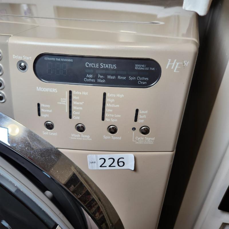 Sale Photo Thumbnail #677