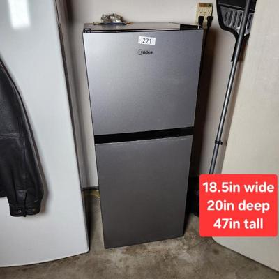 Sale Photo Thumbnail #650