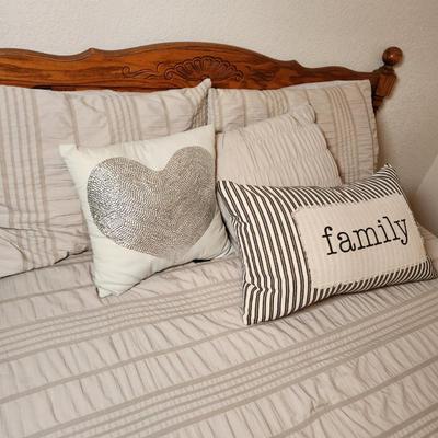 Sale Photo Thumbnail #196