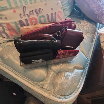 Sale Photo Thumbnail #457