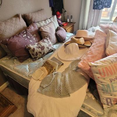 Sale Photo Thumbnail #461