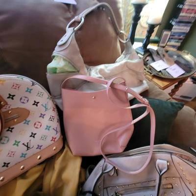 Sale Photo Thumbnail #240