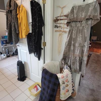 Sale Photo Thumbnail #435