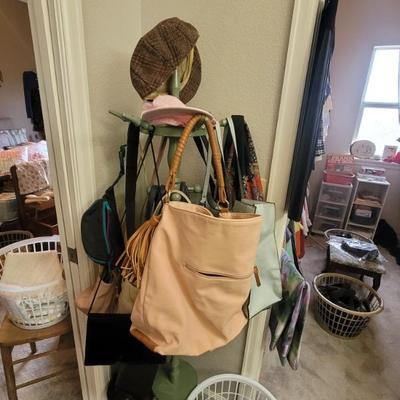 Sale Photo Thumbnail #366