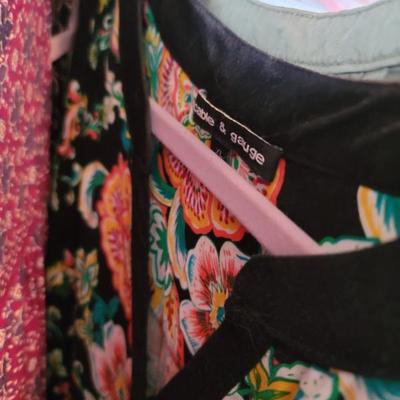 Sale Photo Thumbnail #396