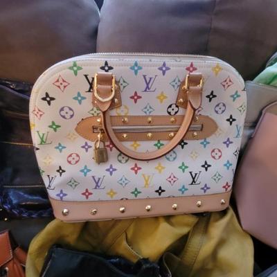 Sale Photo Thumbnail #241